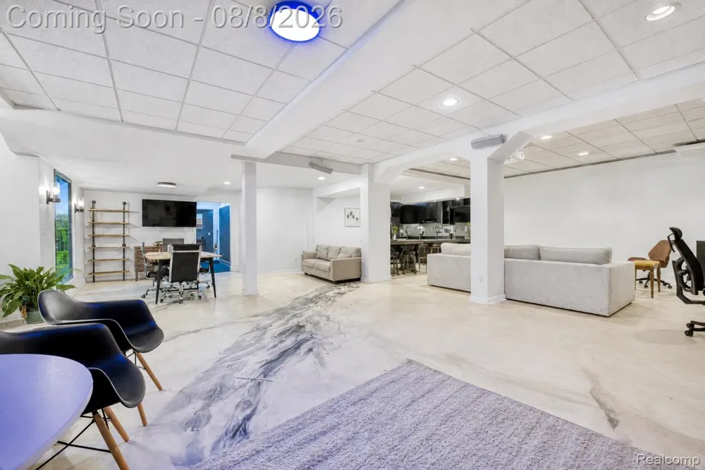 2425 Darren Drive Washington Township, MI 48094
