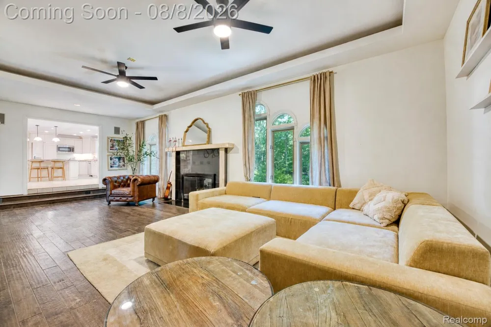 2425 Darren Drive Washington Township, MI 48094
