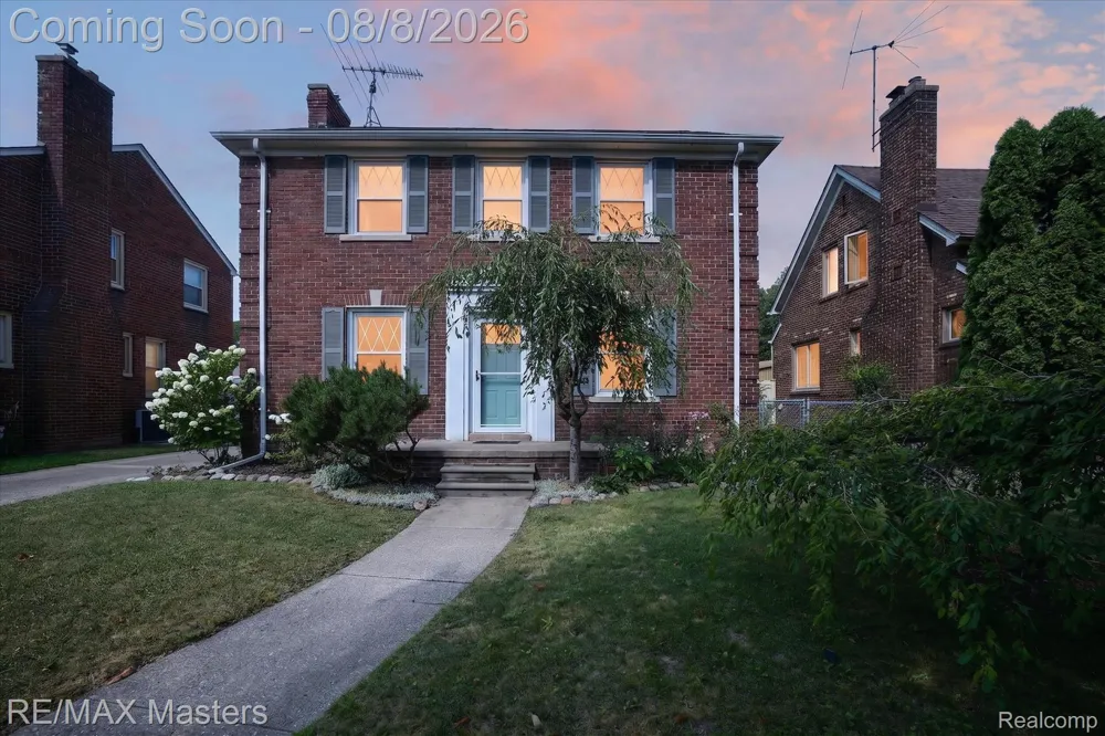 2212 22nd Street Wyandotte City, MI 48192