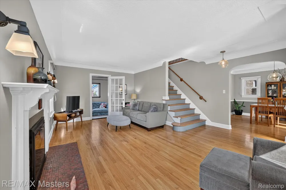 2212 22nd Street Wyandotte City, MI 48192