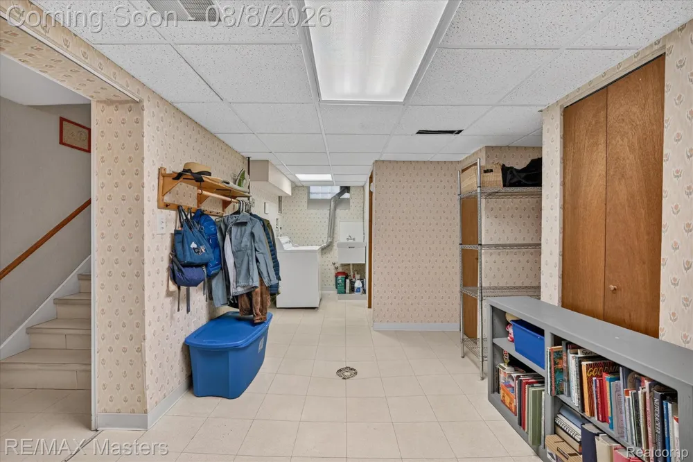 2212 22nd Street Wyandotte City, MI 48192