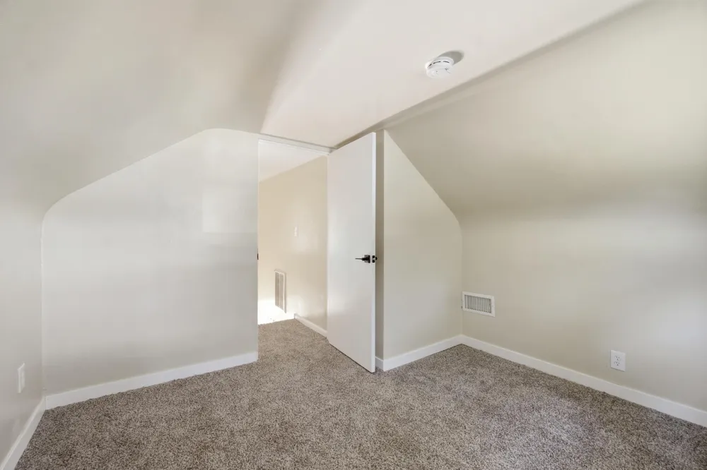 1580 Beidler Street Muskegon City, MI 49441