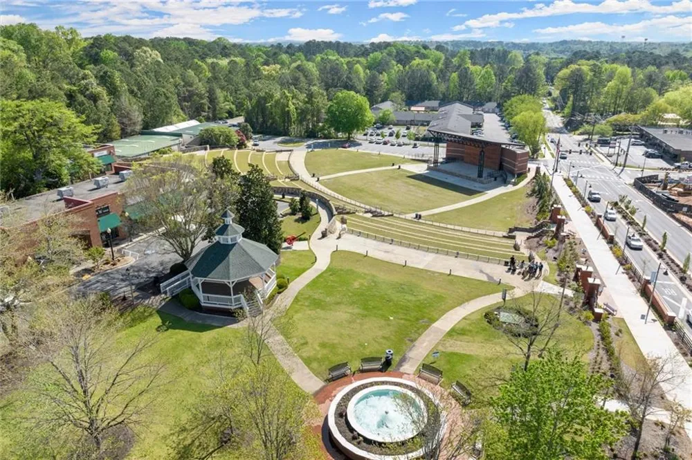 138 Inwood Walk Woodstock, GA 30188