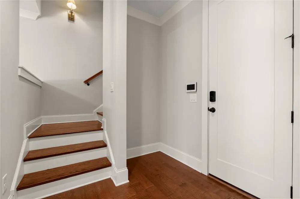 138 Inwood Walk Woodstock, GA 30188