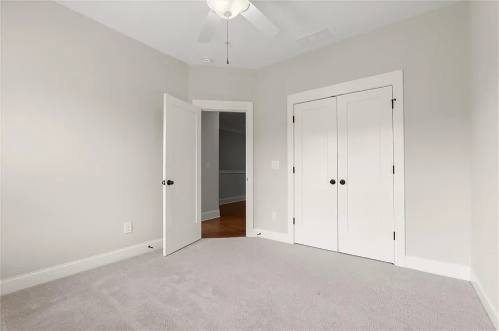 138 Inwood Walk Woodstock, GA 30188