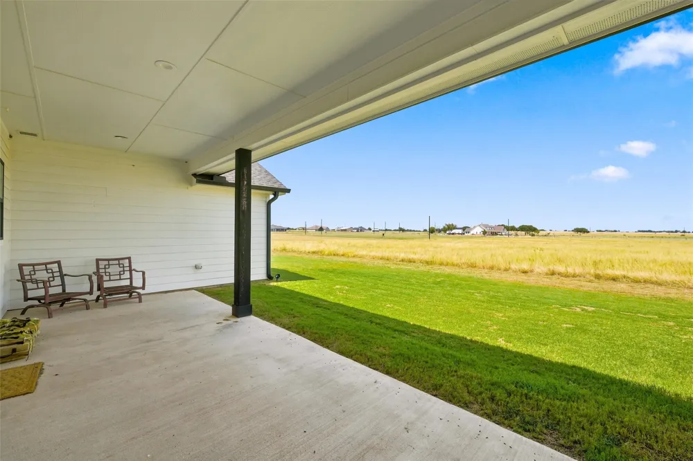 803 Willow Moon Ranch Road Crawford, TX 76638