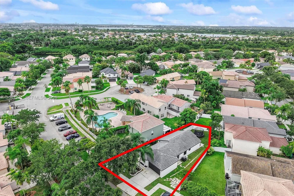 2956 SW 179th Ave Miramar, FL 33029