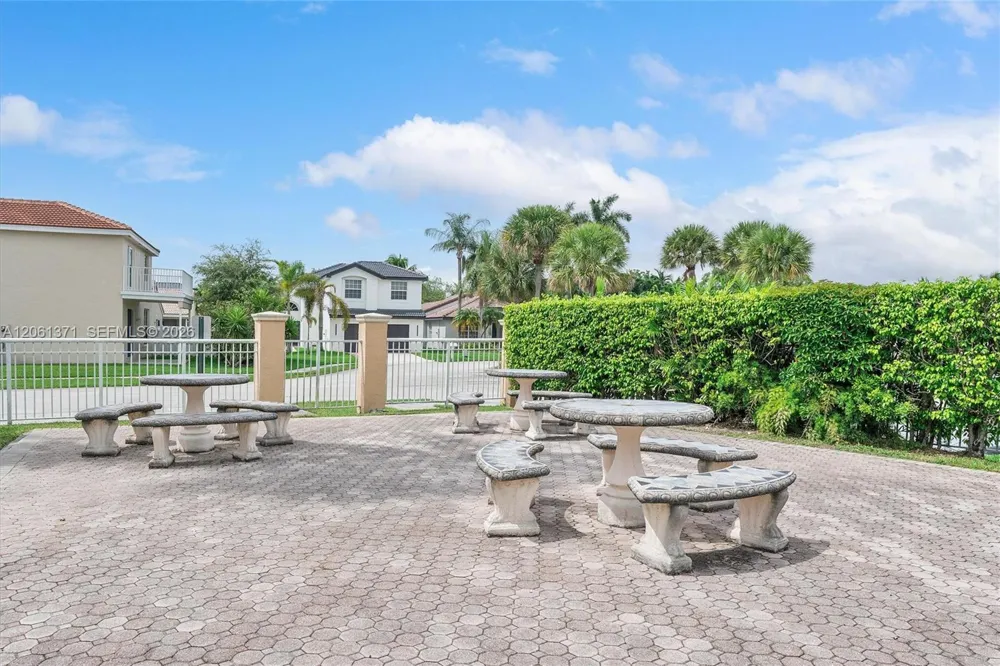 2956 SW 179th Ave Miramar, FL 33029