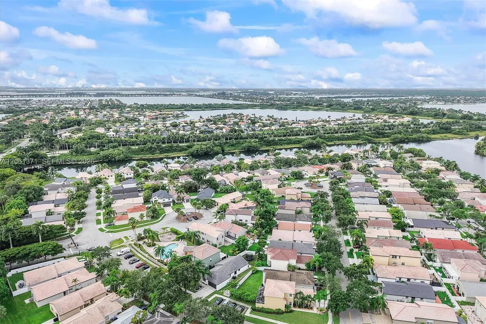 2956 SW 179th Ave Miramar, FL 33029