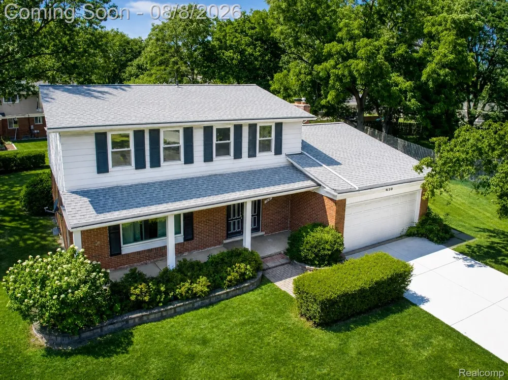 416 Lawson Court Troy City, MI 48084