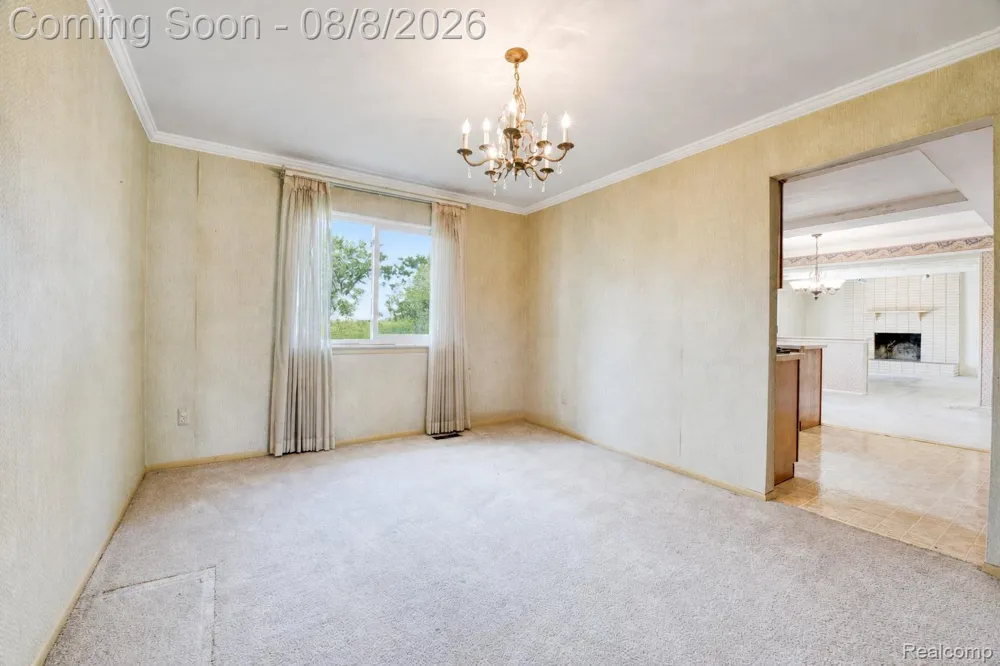 416 Lawson Court Troy City, MI 48084