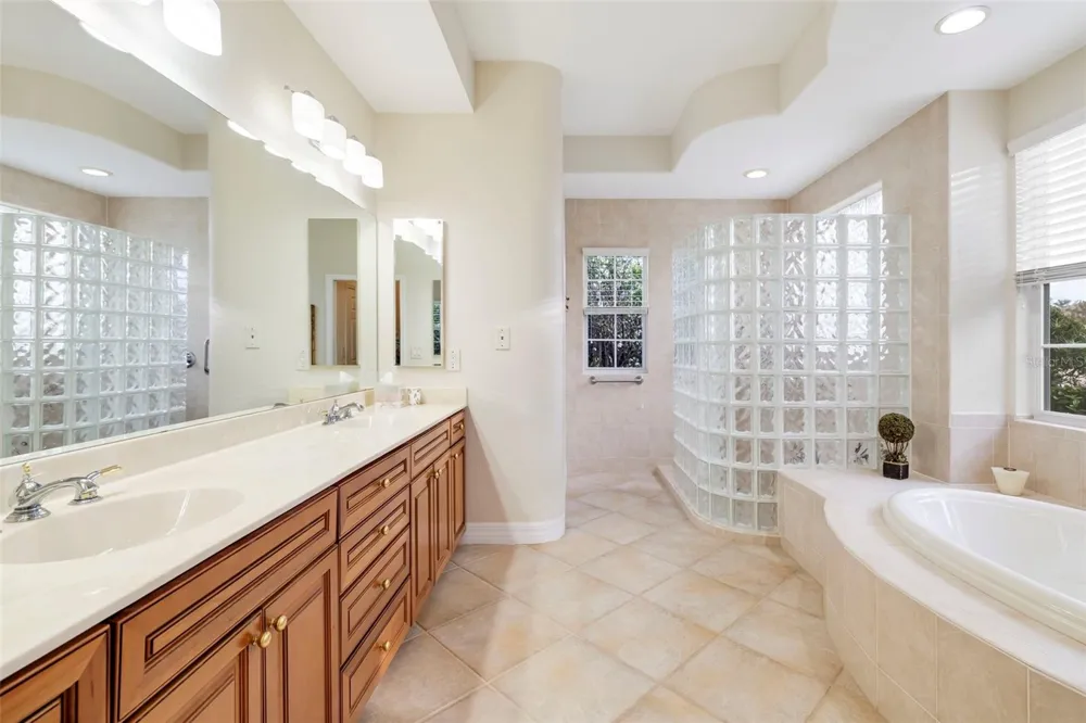 10625 RESTORATION TERRACE Bradenton, FL 34212