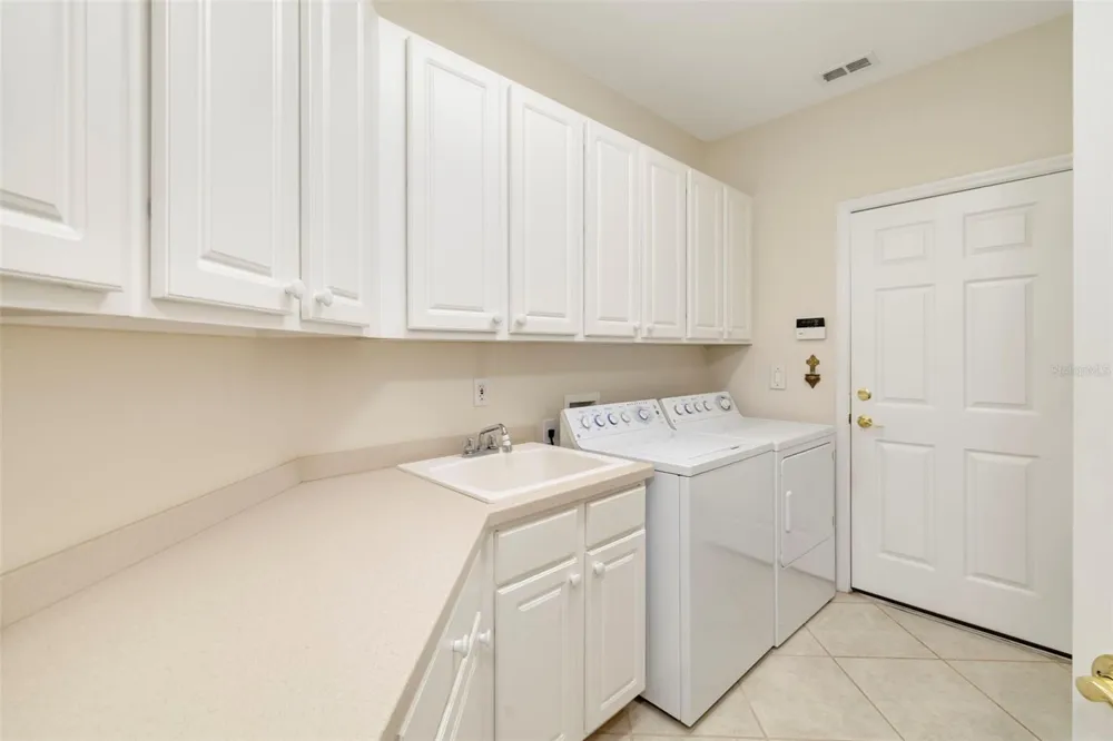 10625 RESTORATION TERRACE Bradenton, FL 34212