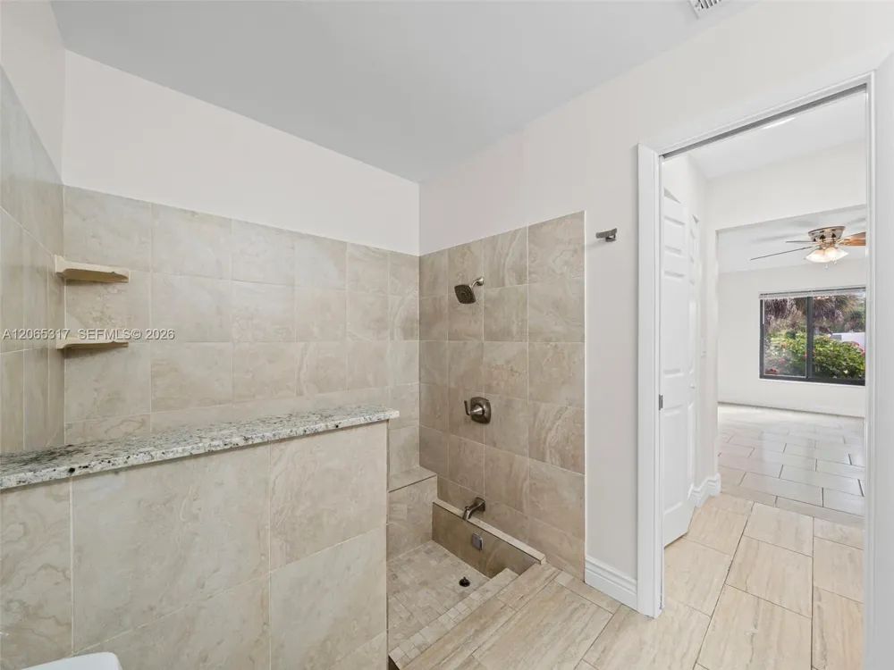 10251 NW 39th Ct Coral Springs, FL 33065