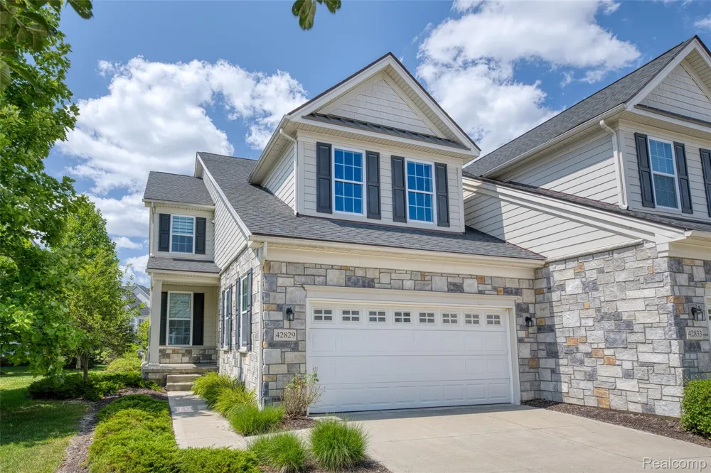 42829 Cardinal Way Novi City, MI 48375