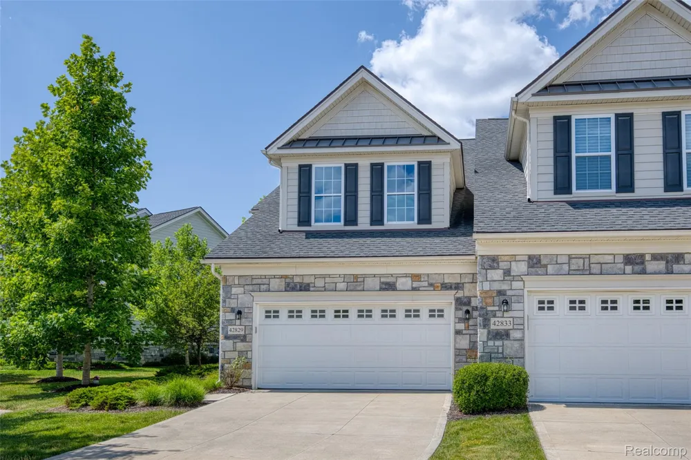 42829 Cardinal Way Novi City, MI 48375