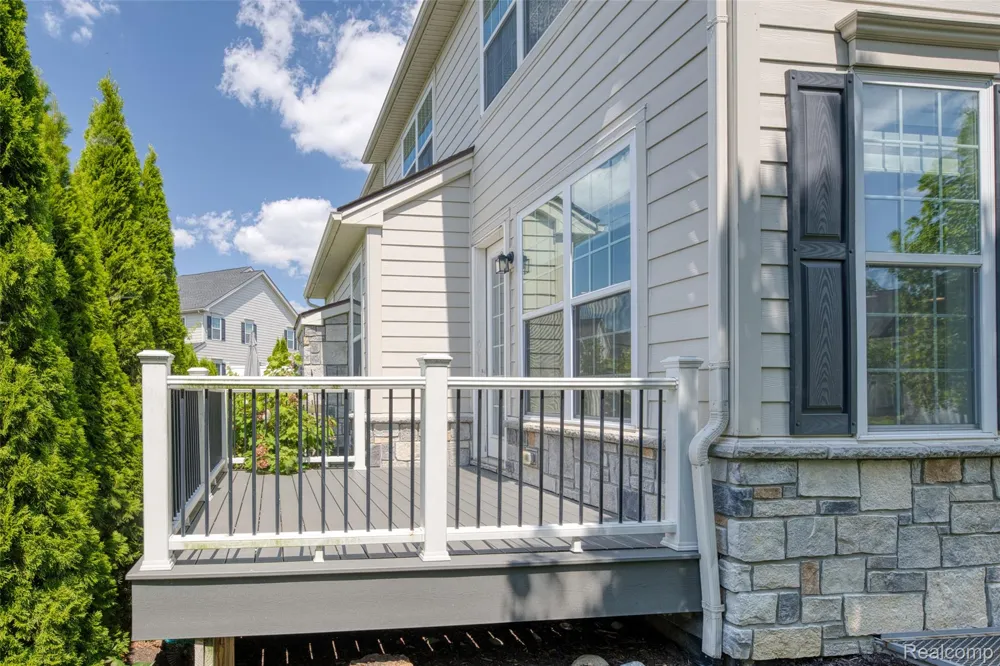 42829 Cardinal Way Novi City, MI 48375