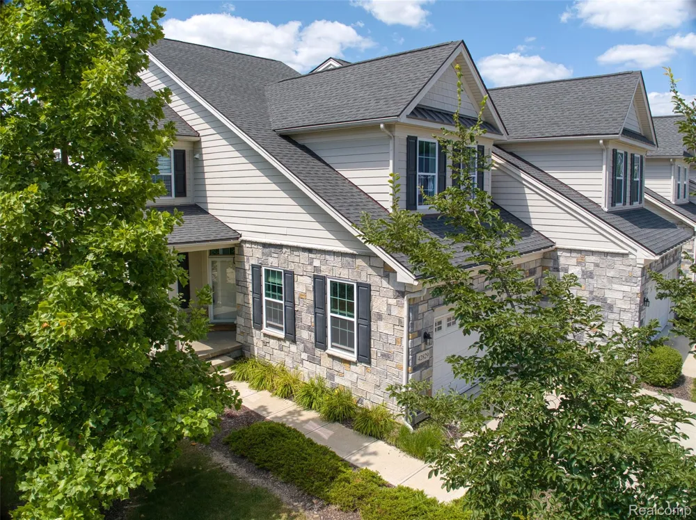 42829 Cardinal Way Novi City, MI 48375