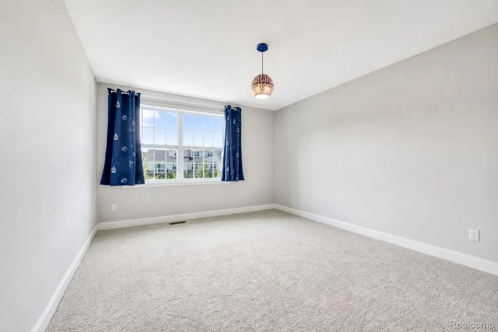42829 Cardinal Way Novi City, MI 48375