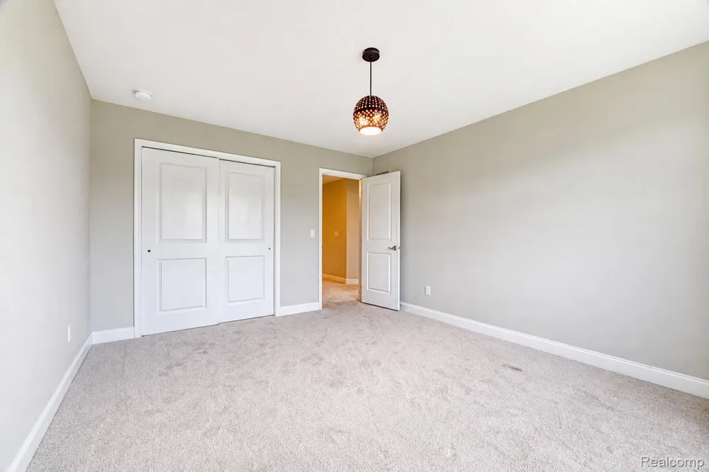 42829 Cardinal Way Novi City, MI 48375