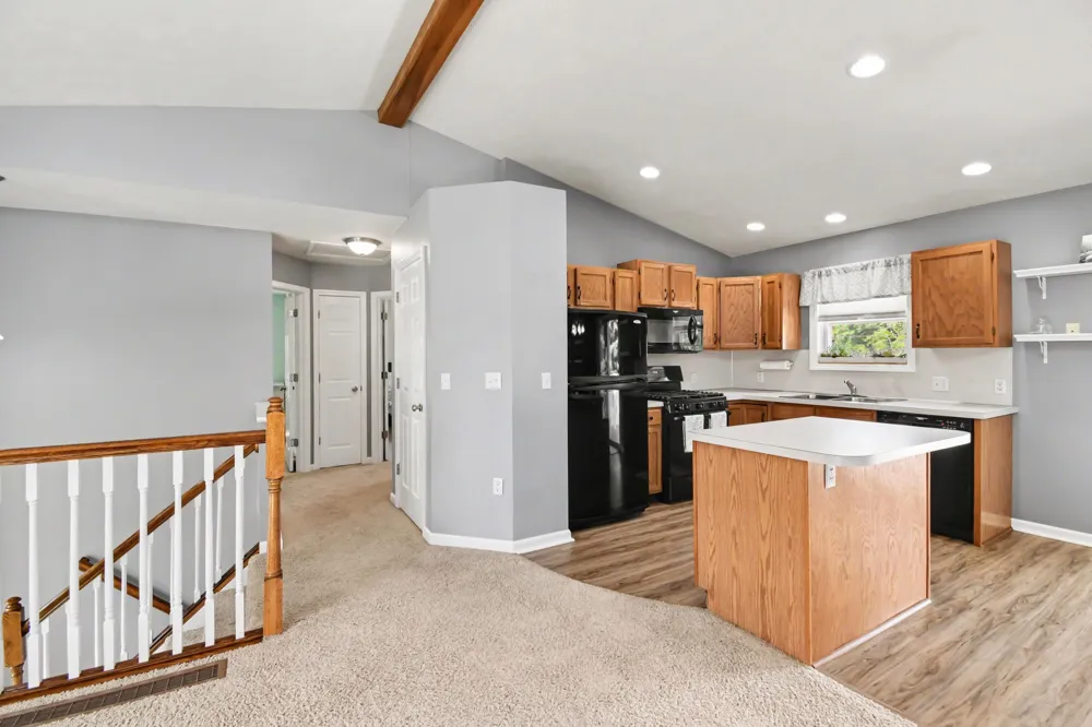 421 Macomb Avenue NW Walker City, MI 49534