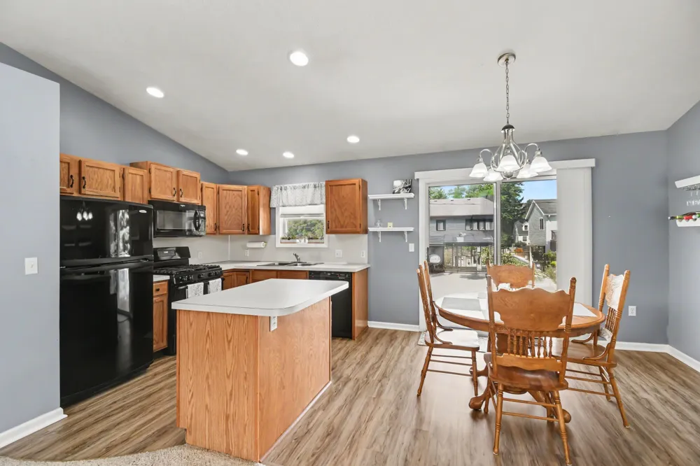 421 Macomb Avenue NW Walker City, MI 49534