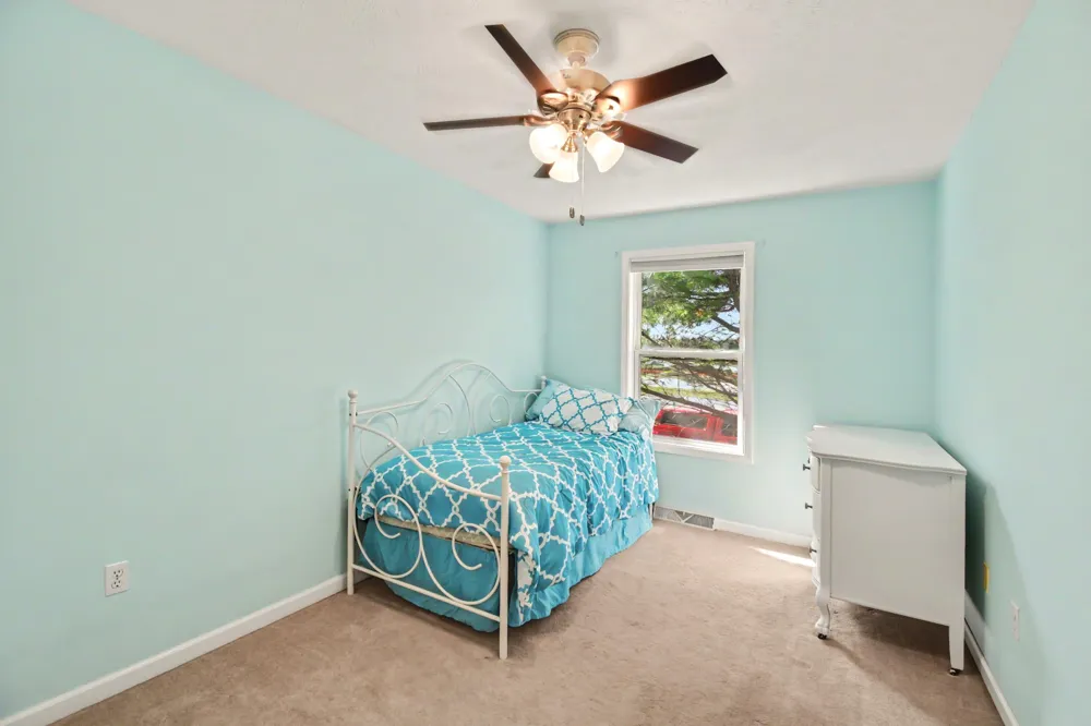 421 Macomb Avenue NW Walker City, MI 49534
