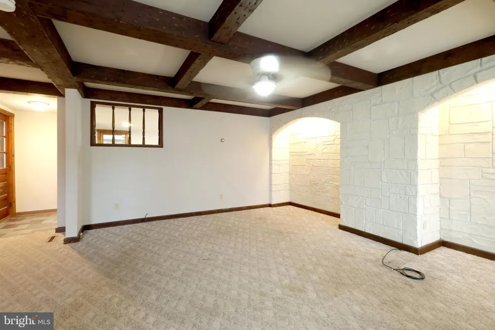 125 N THOMAS STREET Bellefonte, PA 16823