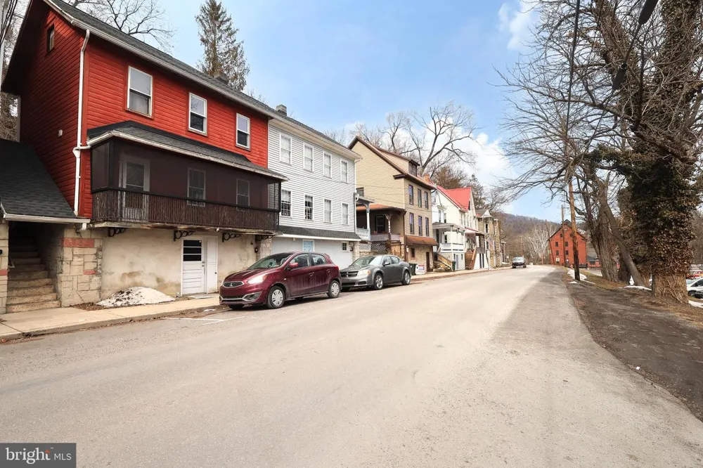 125 N THOMAS STREET Bellefonte, PA 16823