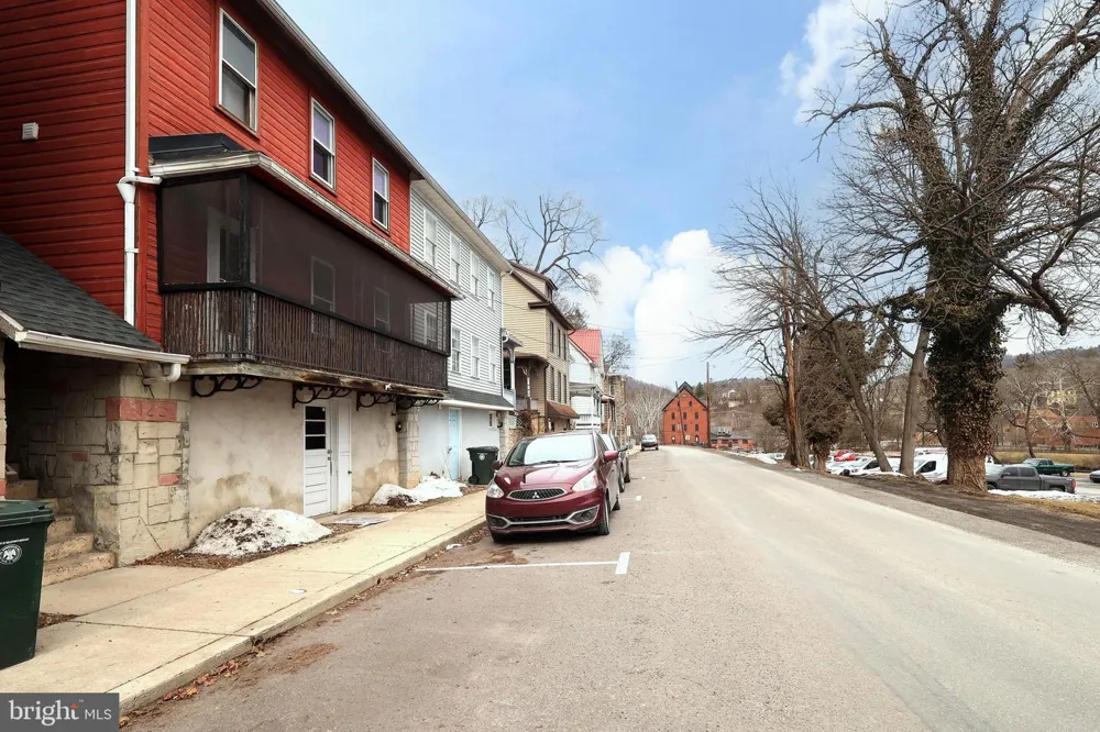 125 N THOMAS STREET Bellefonte, PA 16823
