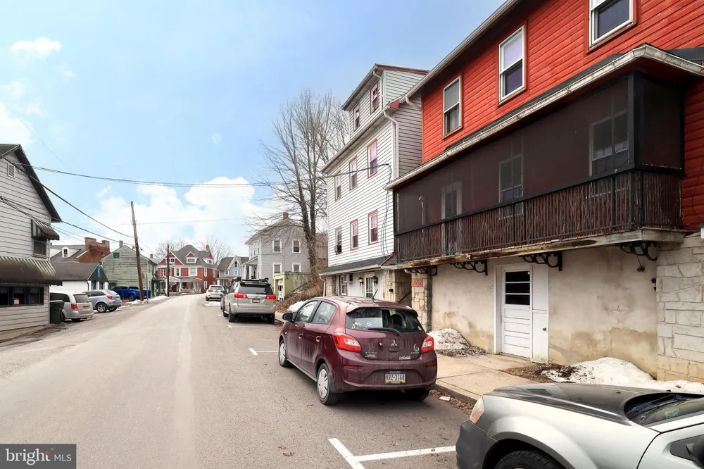 125 N THOMAS STREET Bellefonte, PA 16823