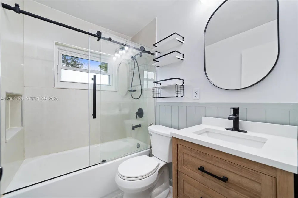 320 NE 59th Ct Oakland Park, FL 33334