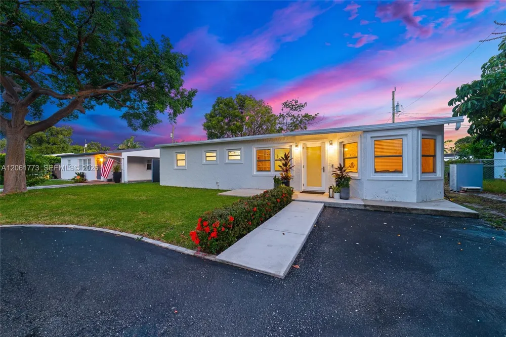 320 NE 59th Ct Oakland Park, FL 33334
