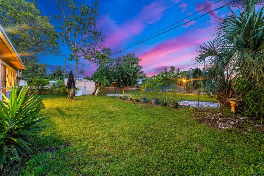 320 NE 59th Ct Oakland Park, FL 33334
