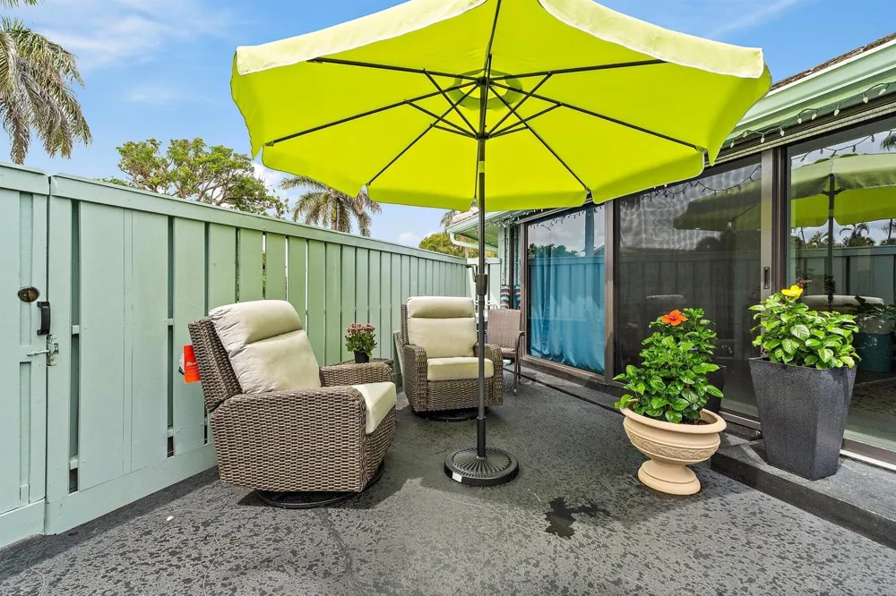 1127 E Seminole Avenue #24b Jupiter, FL 33477