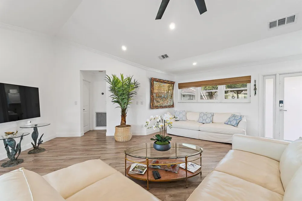 1127 E Seminole Avenue #24b Jupiter, FL 33477