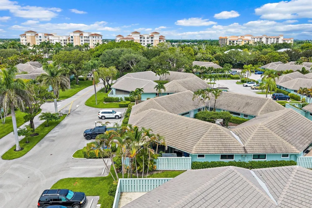 1127 E Seminole Avenue #24b Jupiter, FL 33477