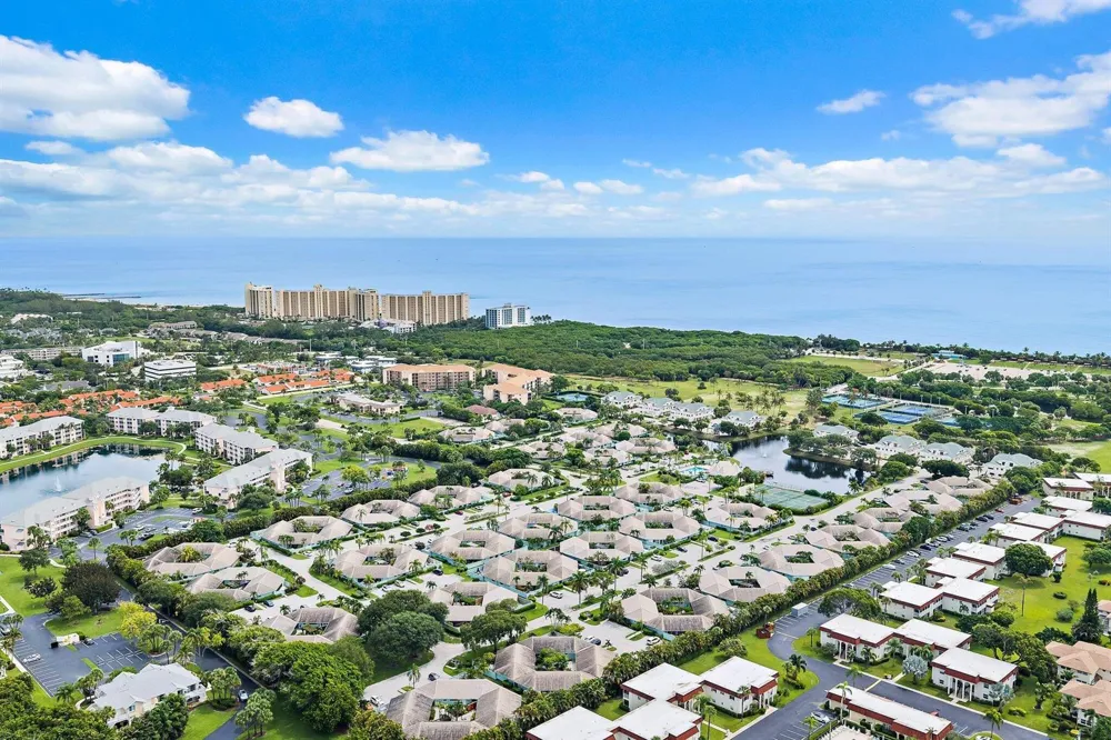 1127 E Seminole Avenue #24b Jupiter, FL 33477