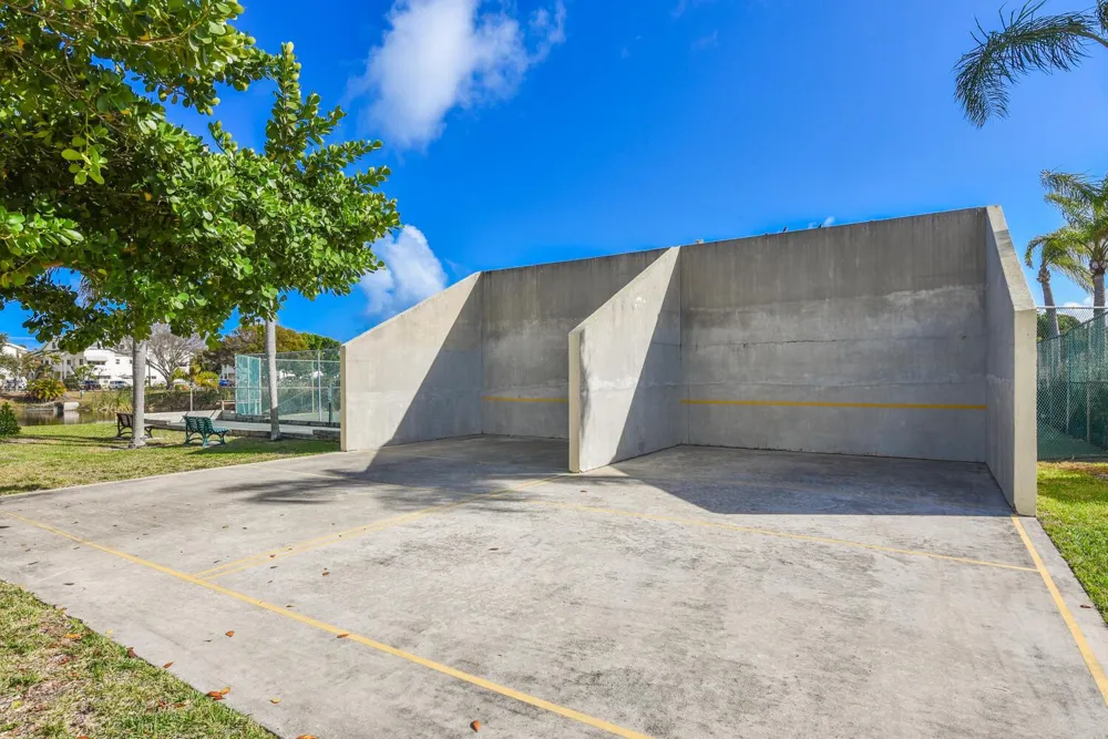 1127 E Seminole Avenue #24b Jupiter, FL 33477