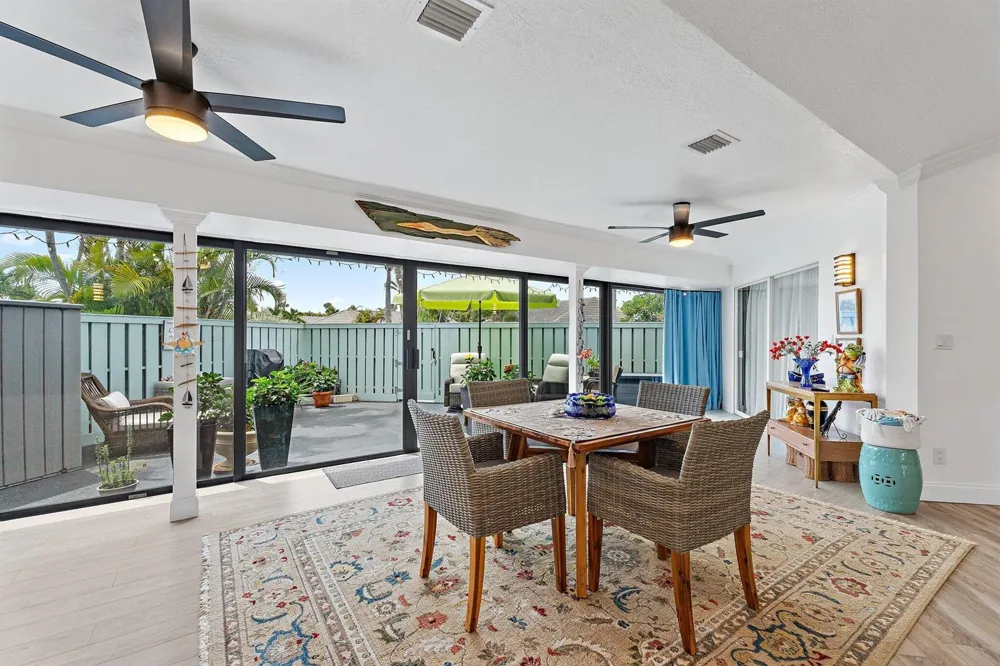 1127 E Seminole Avenue #24b Jupiter, FL 33477