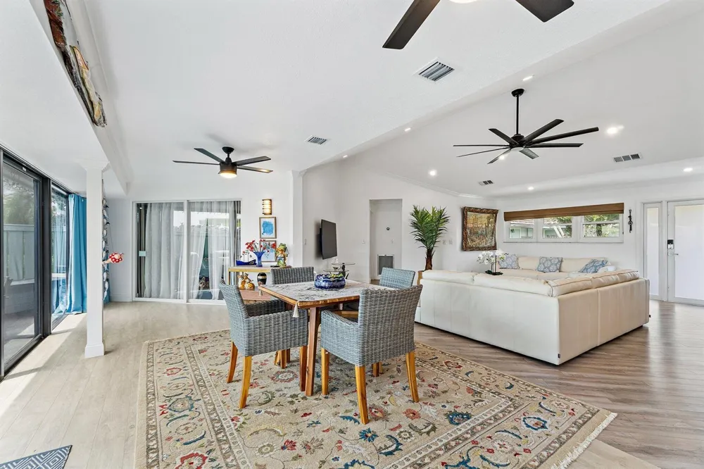 1127 E Seminole Avenue #24b Jupiter, FL 33477
