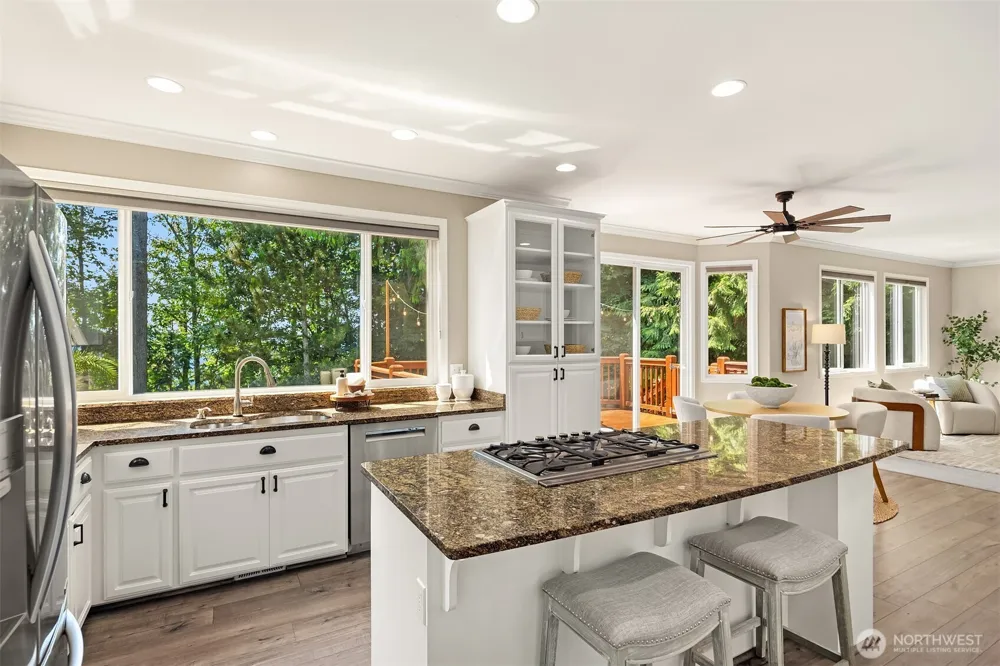 26233 SE 162nd Place Issaquah, WA 98027