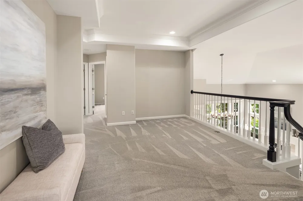 26233 SE 162nd Place Issaquah, WA 98027
