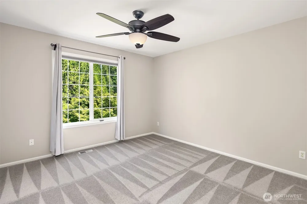 26233 SE 162nd Place Issaquah, WA 98027
