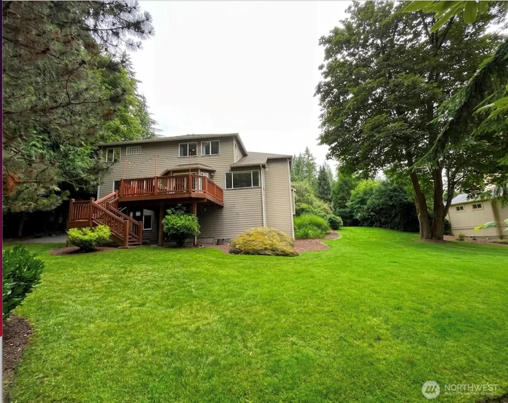26233 SE 162nd Place Issaquah, WA 98027