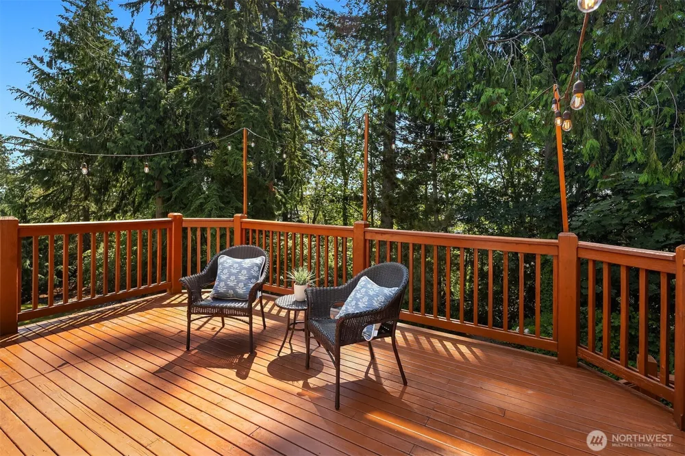26233 SE 162nd Place Issaquah, WA 98027