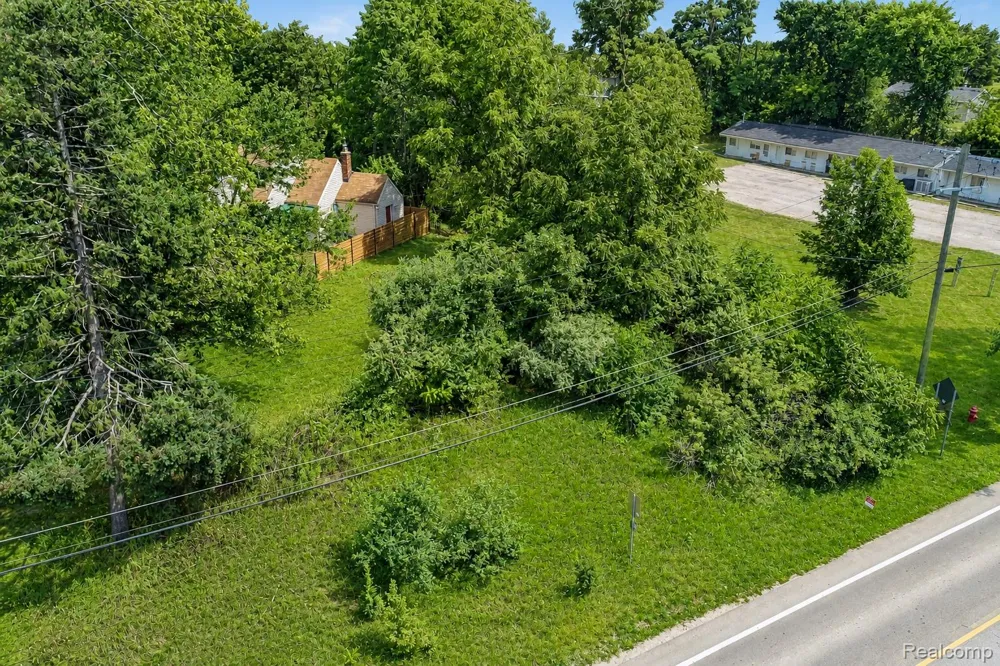 42920 W 14 Mile Road Walled Lake City, MI 48390