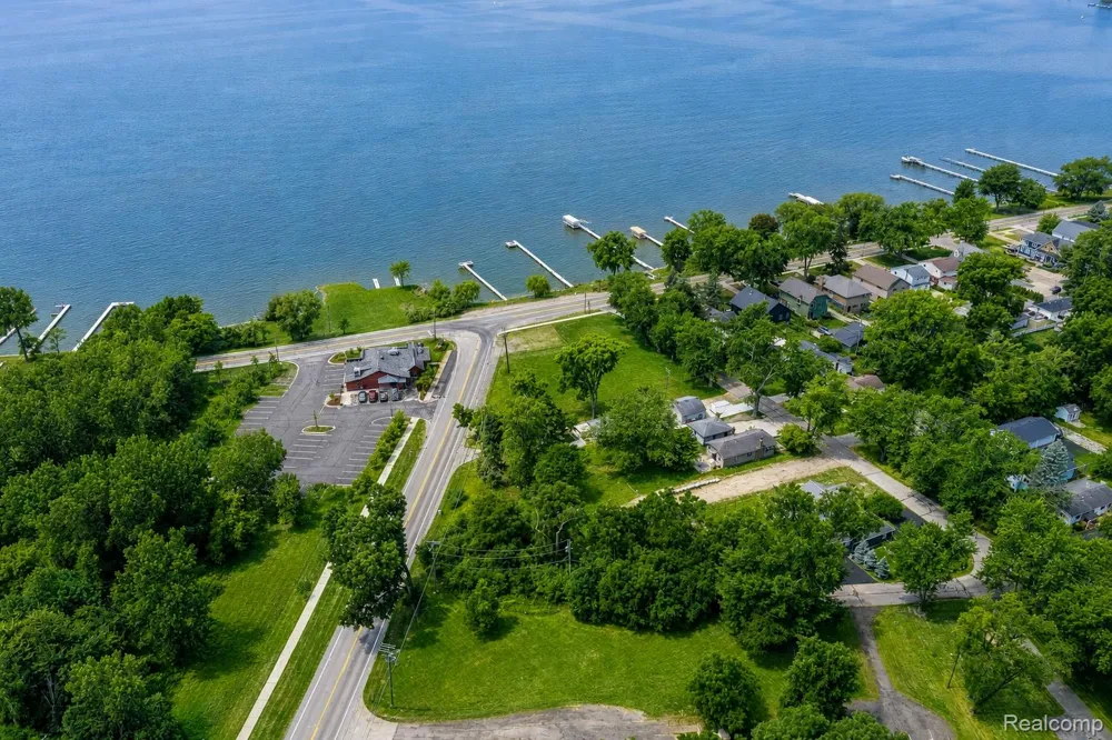 42920 W 14 Mile Road Walled Lake City, MI 48390