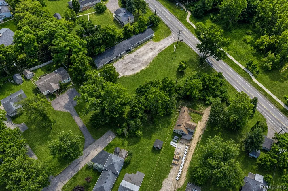 42920 W 14 Mile Road Walled Lake City, MI 48390
