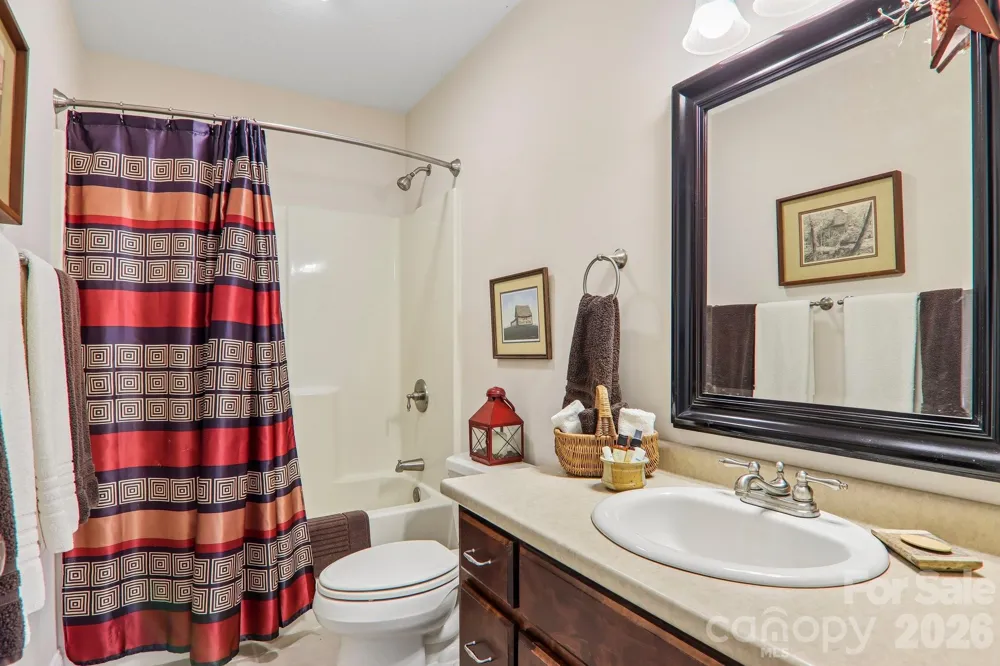 25 Arnie Drive Etowah, NC 28729